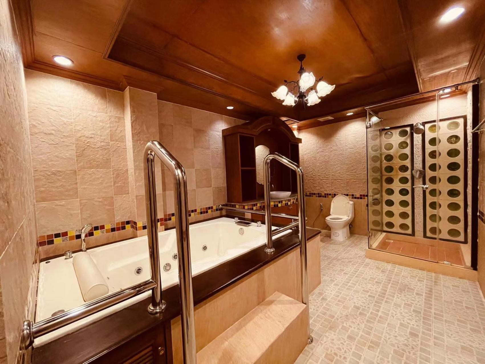 Phoenix Golf 10 Badroom Pool Villa Ban Huai Yai Exterior photo